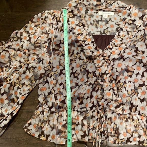 Francesca flowered ruffled blouse - Picture 6 of 7